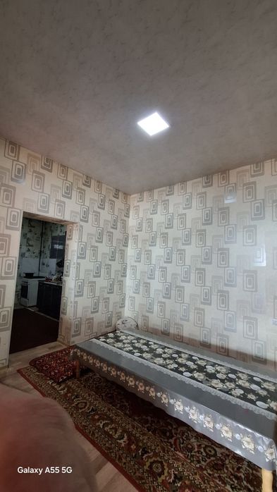 Kelesda srochna uy sotiladi