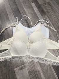 3 Sutiene push up noi H&M 75 C