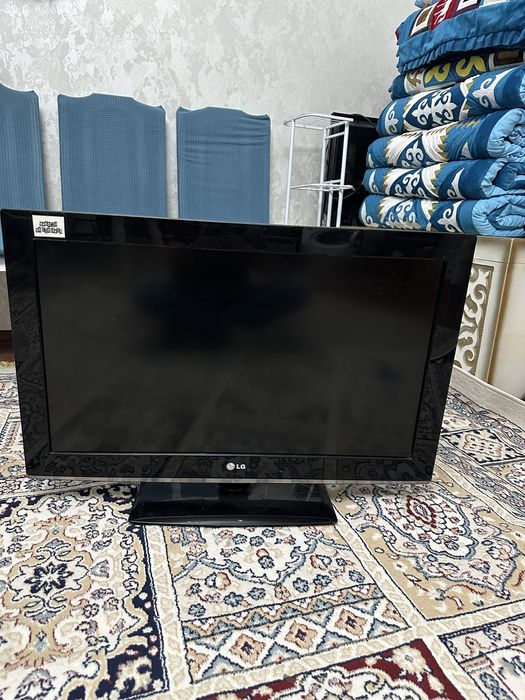 Телевизор LG продам
