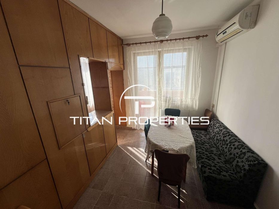 Дава се под наем Тристаен апартамент в Варна, Кайсиева градина - 100 кв.м за 375 € - Снимка #1