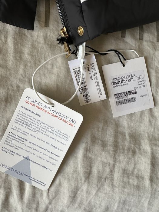 Детско зимно яке Moschino бяло