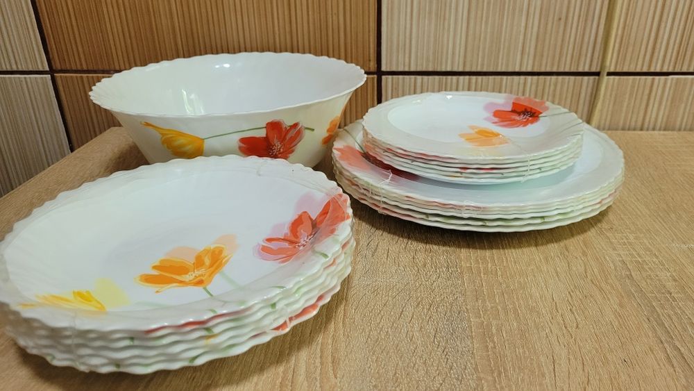 Set farfurii plus bol