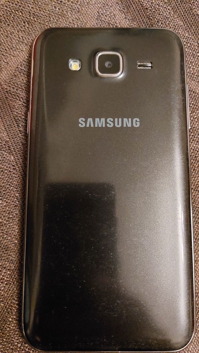 Samsung Galaxy J 5 2015