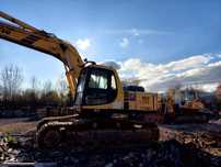 Komatsu PC 290 excavator pe senile
