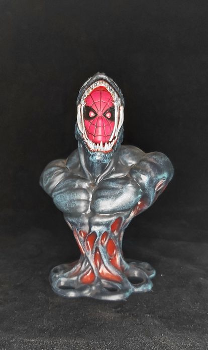 Venom vs Spider-Man Герои Марвел Статуэтка