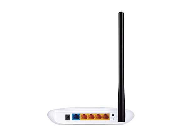 Продавам безжичен рутер TP-Link TL-WR740N