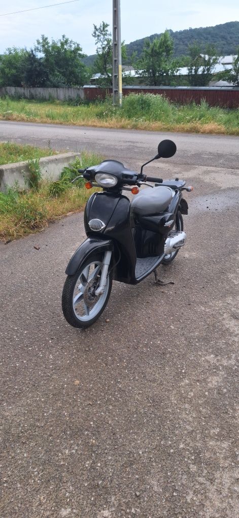 Aprilia scarabeo