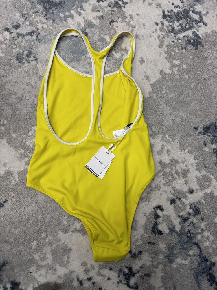 Costum de baie tommy hilfiger nou original marime M