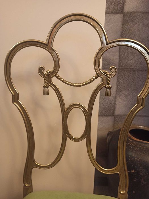 Месингов стол Peris Andreu