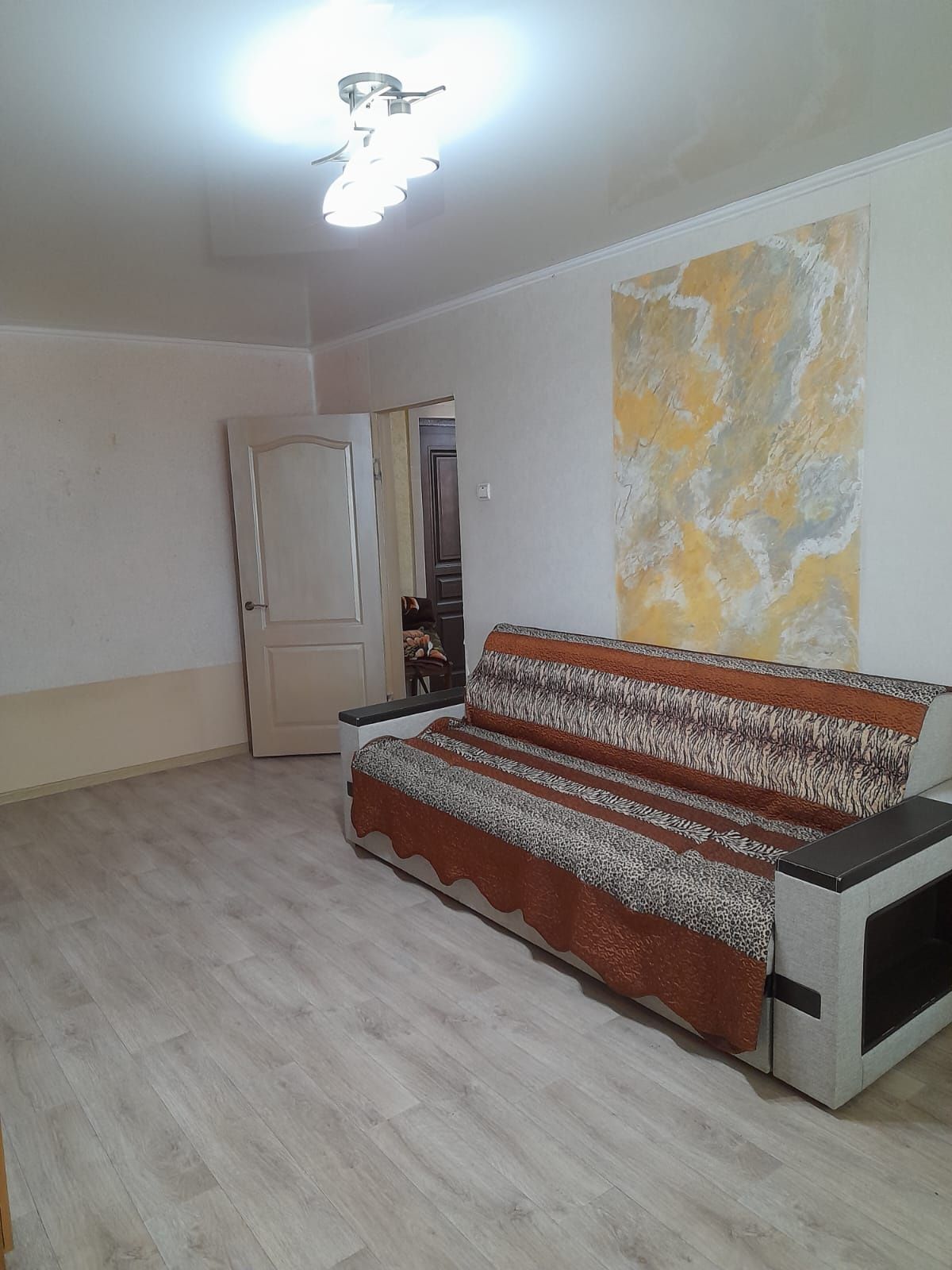 Продаётся 2 х комнатная квартир