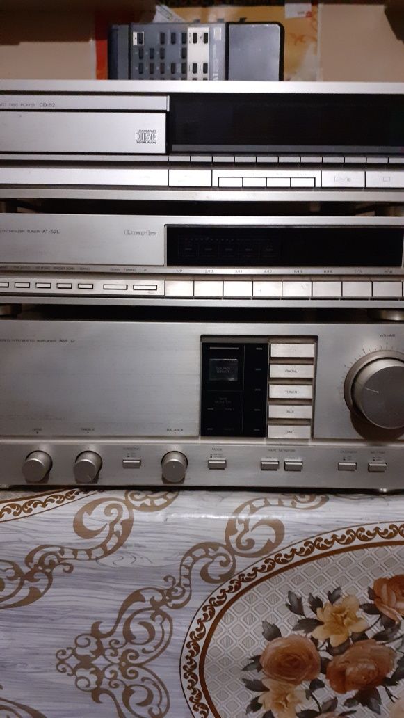 Linie Akai 52 de colectie sony teac revox pioneer