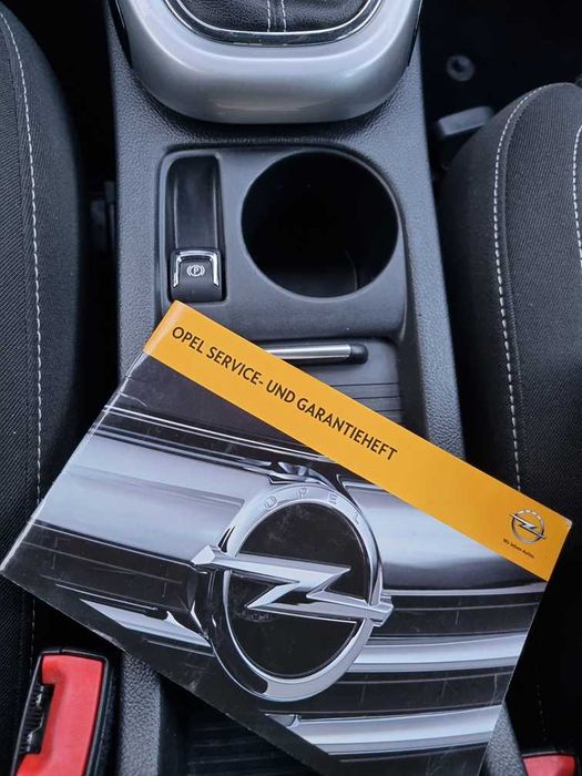 Opel Astra J 2012 dublu-climatronic,motor 1,7 - 125 cai diesel Euro 5