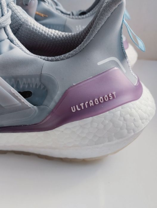 Нови Adidas Ultraboost 21 COLD.RDY  Дамски Маратонки Номер 39 1/3