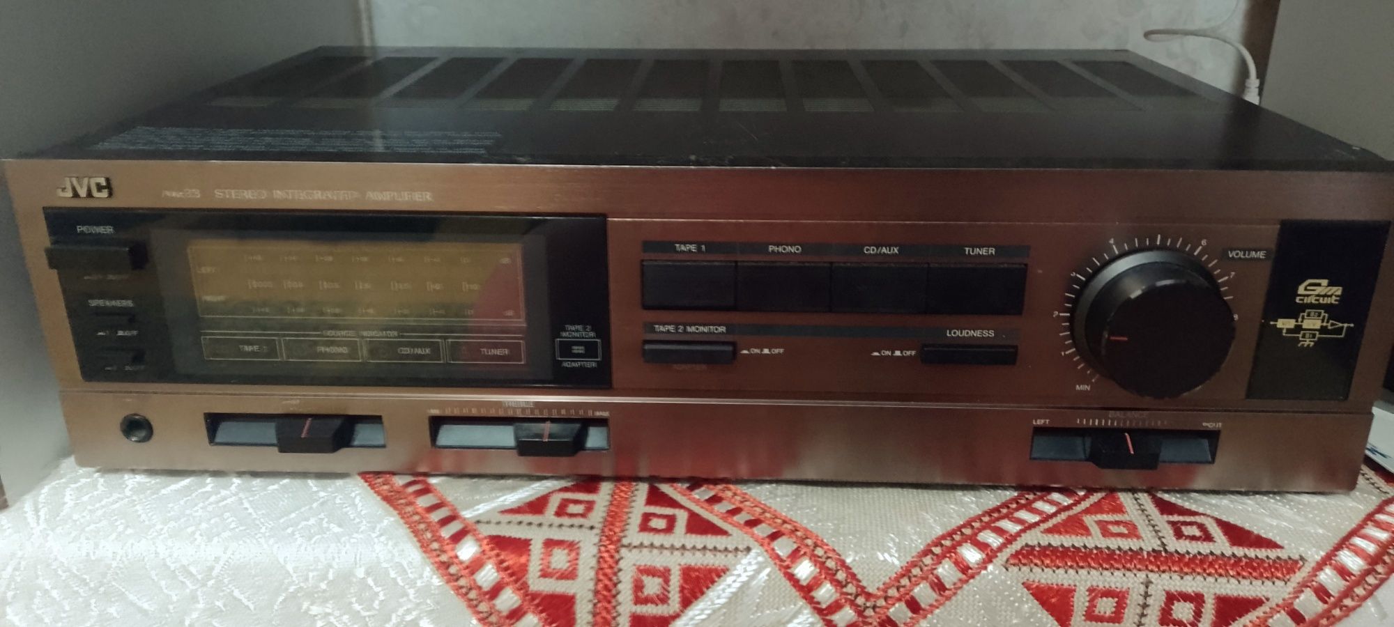 Транзисторен стерео усилвател - JVC AX 33 35