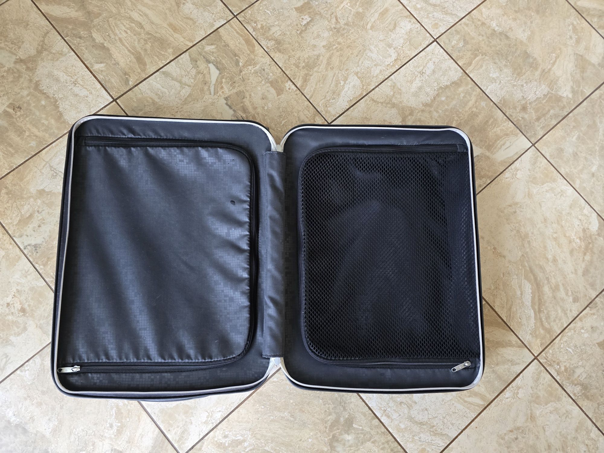 Samsonite куфар .