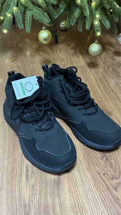 Кроссовки ботинки