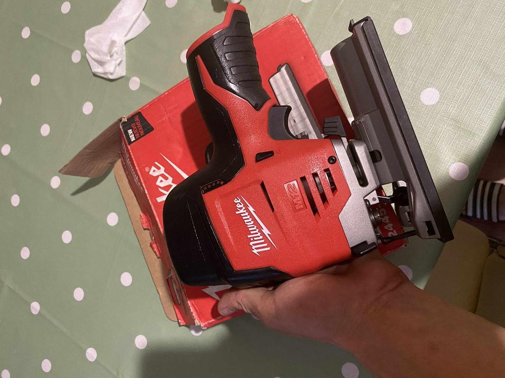 Milwaukee M12 акумулаторен комплект – внесен от САЩ