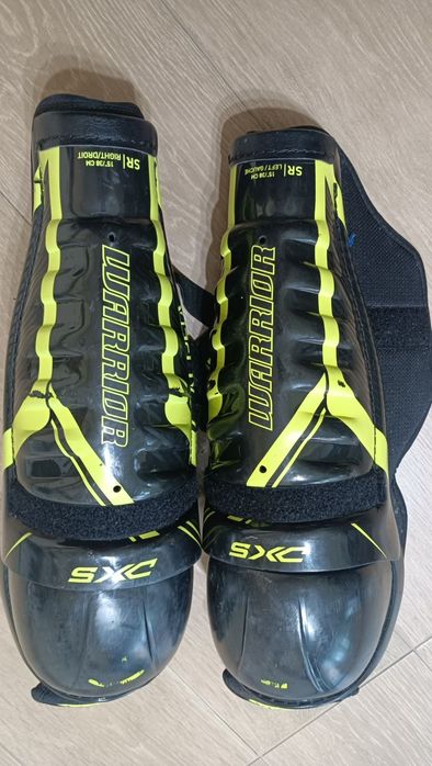 Хокейна екипировка