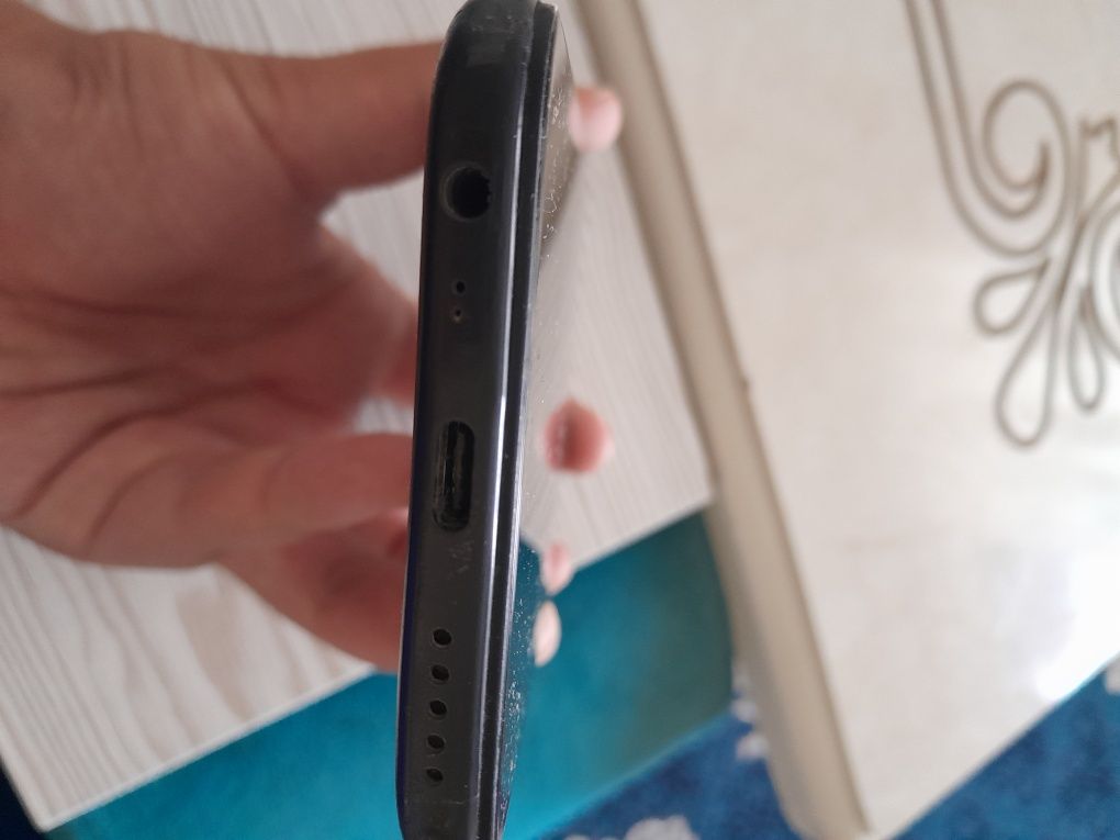 REDMI 8 4/32 GB PAMET narxi 350 ming