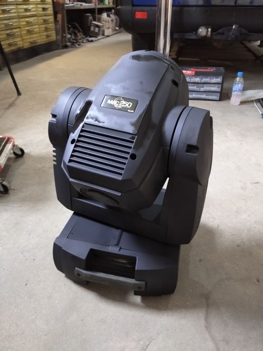 Martin mac250 crypton moving head