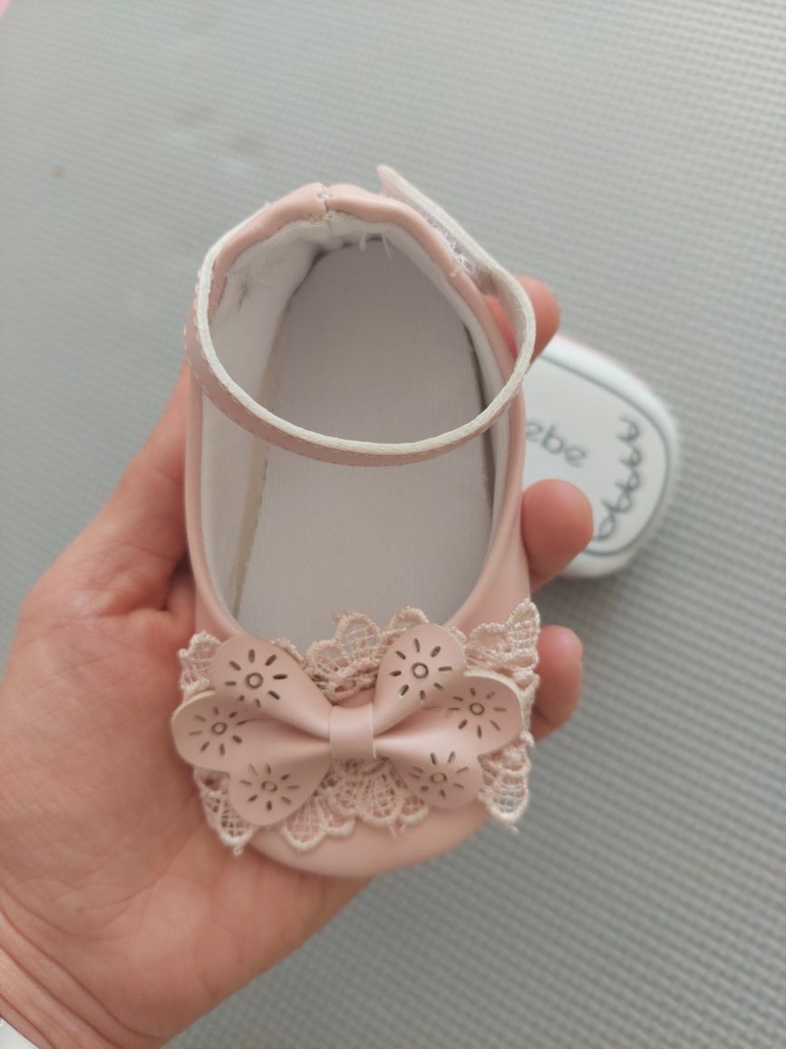 Pantofi roz de botez fetita 11 cm interior