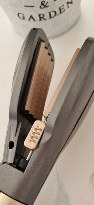 Многофункционална преса за коса