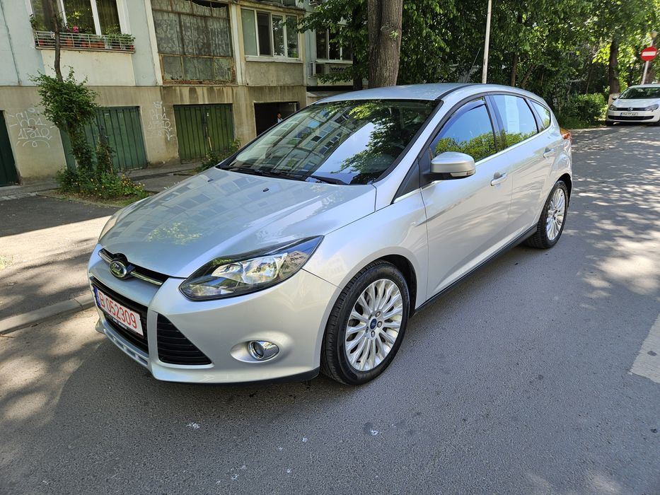 Ford Focus model Titanium 2012 / Piele / Keyless GO-Entry / Clima /