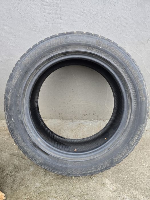 Anvelopă iarnă pe 16