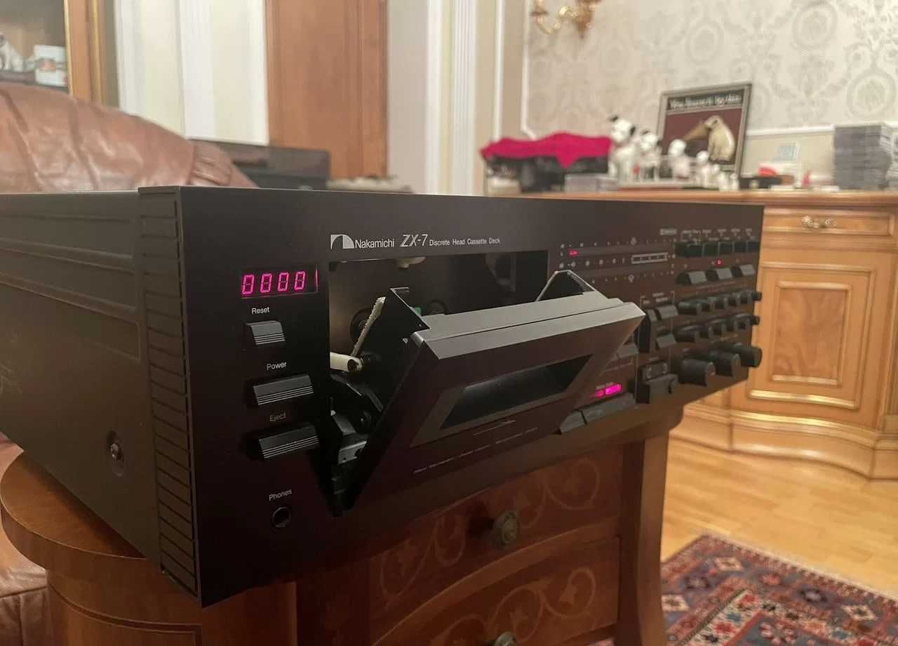 Nakamichi ZX 7 deck