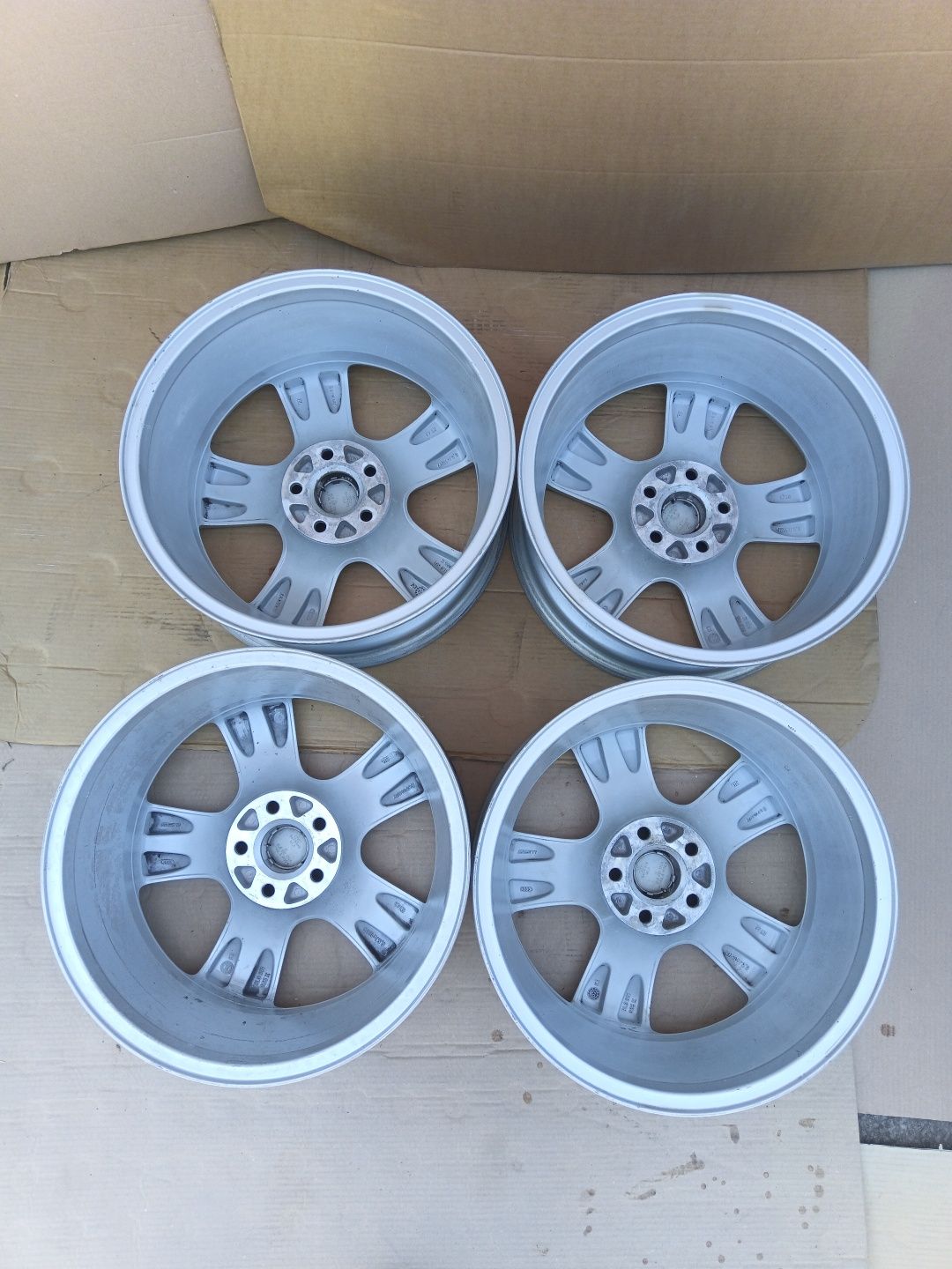 Алуминиеви джанти за Audi A3, A4  "16" 5x100  ET 42   6,5 J.  (28)