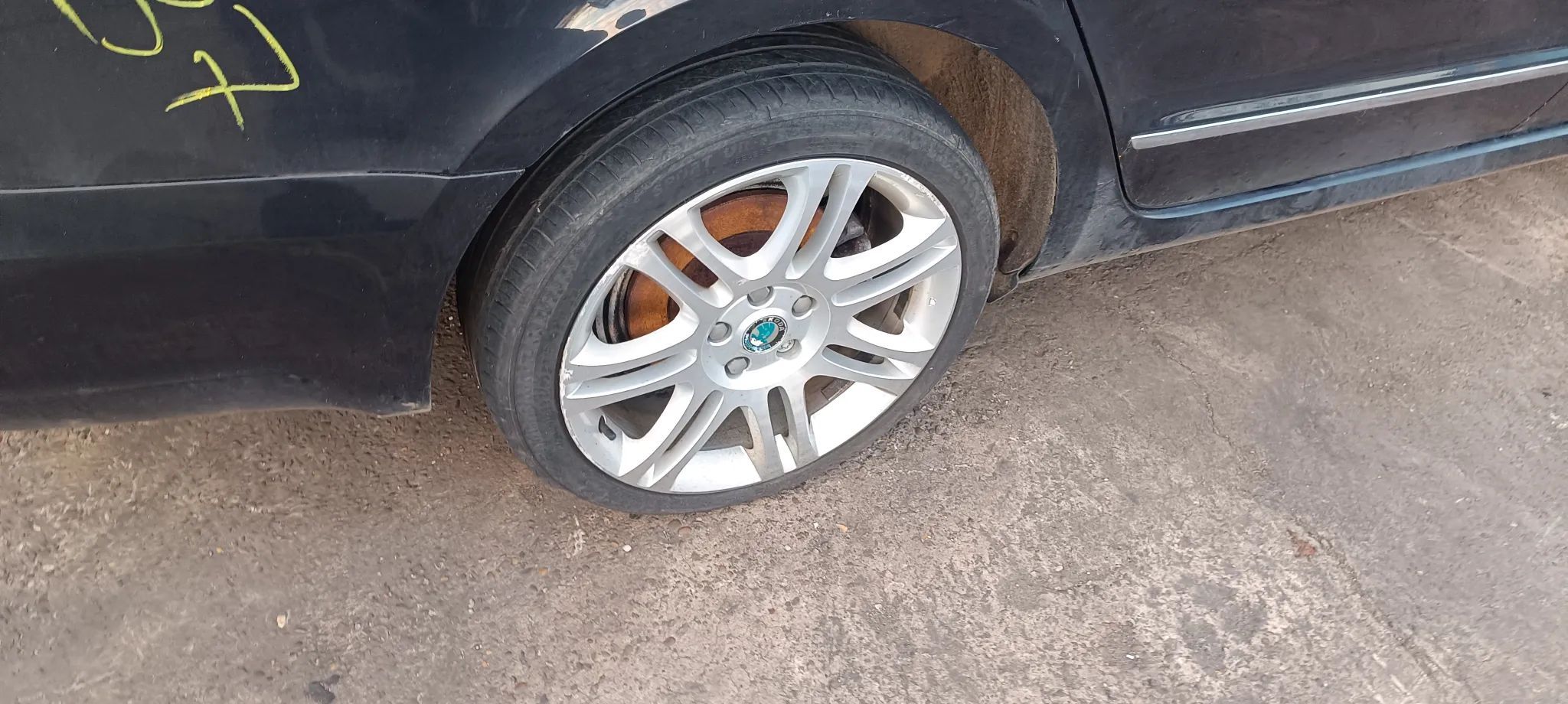Dezmembrari / Dezmembrez Skoda Superb 1.8 CDAA cutie NAT culoare 1Z / F9R - Negru