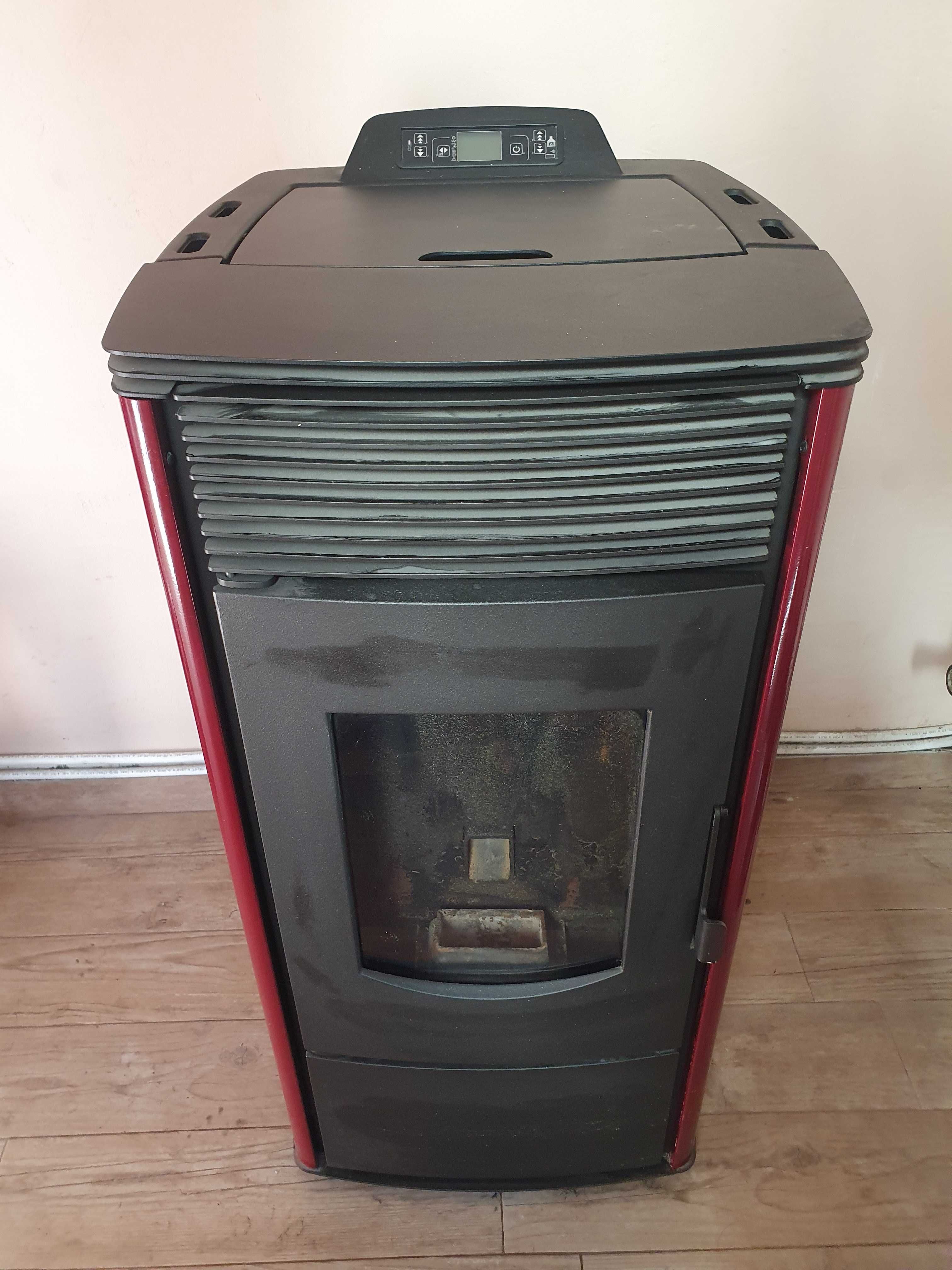 Пелетна камина с водна риза AQUAS 15 - 15 KW