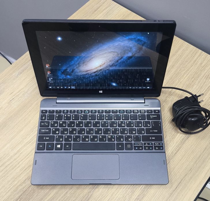 Acer One 10  планшет-трансформер