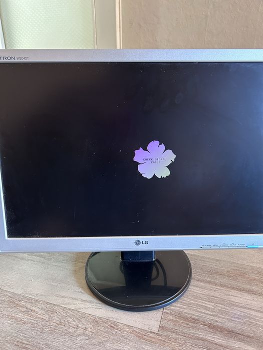 Монитор за компютър LG