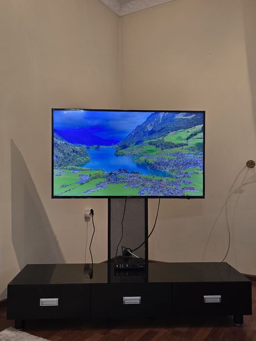 Samsung LED телевизор