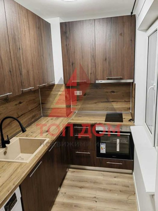 Дава се под наем Четиристаен апартамент в Варна, Лятно кино Тракия - 90 кв.м за 750 € - Снимка #1