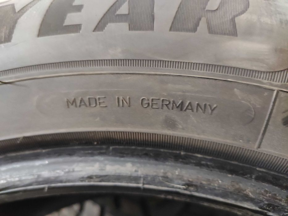 4бр Като нови зимни гуми 215 60 17 - Goodyear - DOT 2023