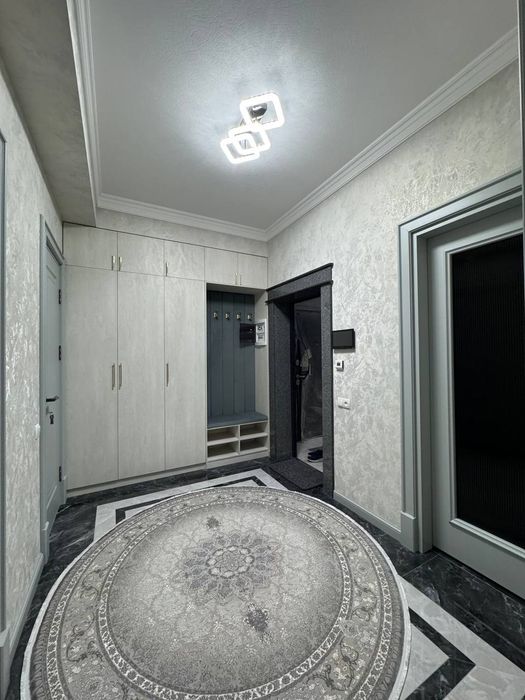 Квартира сотилад Нурафшон 2/3/10 Ж/К Muslim House Мебель + Техника
