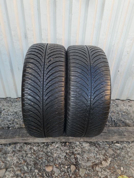 2 buc Anvelope de iarna* *195/50R15*Goodyear*LICHIDARE STOC*75 Lei Buc
