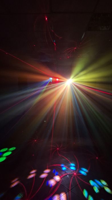 Vând sistem pentru petreceri