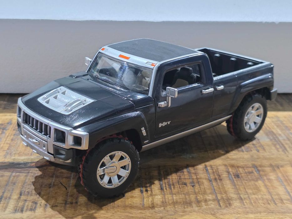Macheta Auto 1/18 Hotwheels Hummer H3T