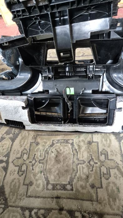 Оригинално Арматурно Табло с Еърбег  за БМВ 1 Серия 2003- 2013г