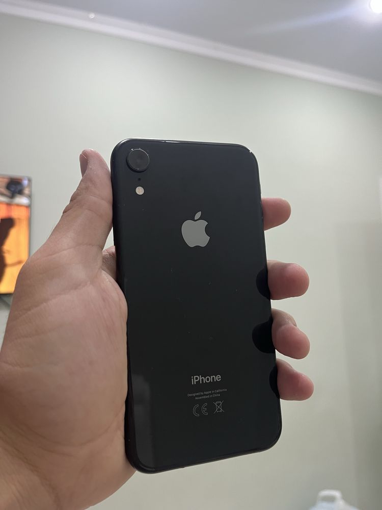 Iphone Xr  64Гб