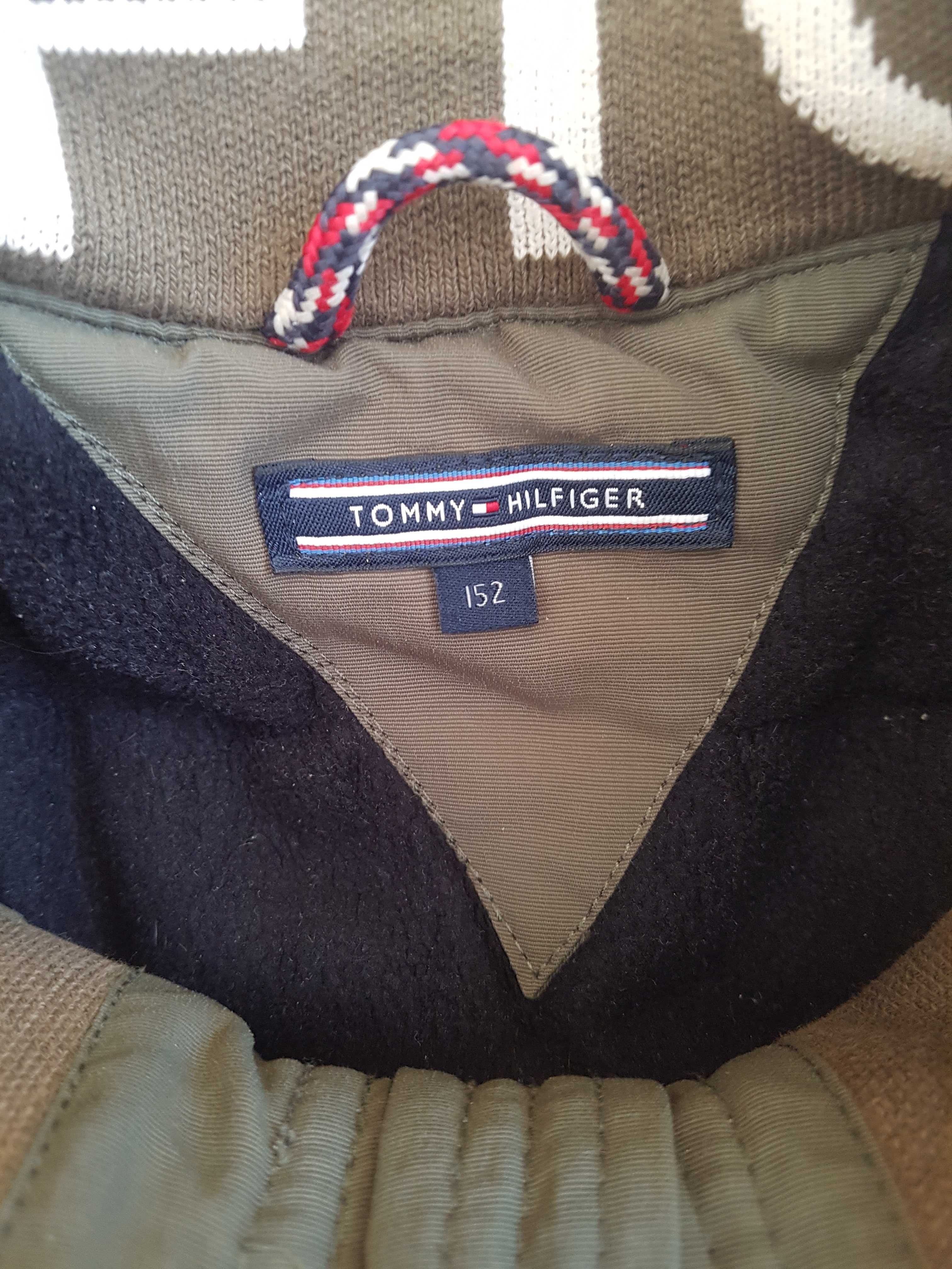 Страхотно яке Tommy Hilfiger