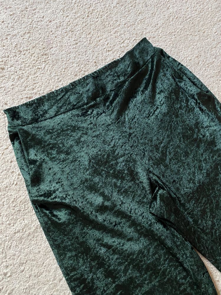 Livrare gratuita - pantaloni catifea H&M marime 38