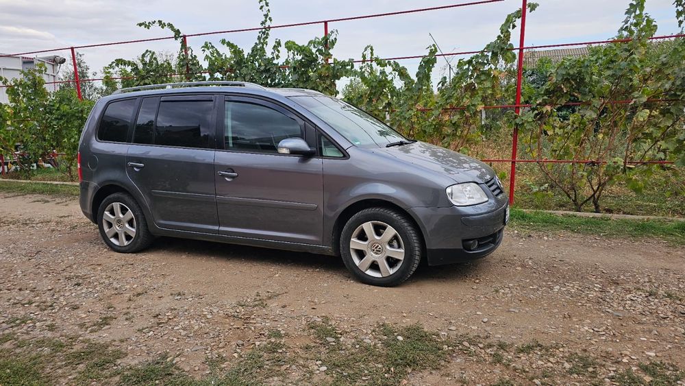 Volkswagen Touran automat