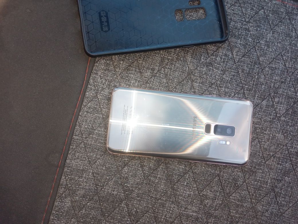 Samsung s9+64 xotirs
