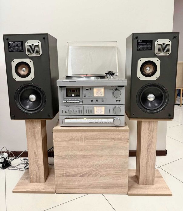 Ретро аудио сет AKAI - усилвател, тунер, Дек , Грамофон  и колони