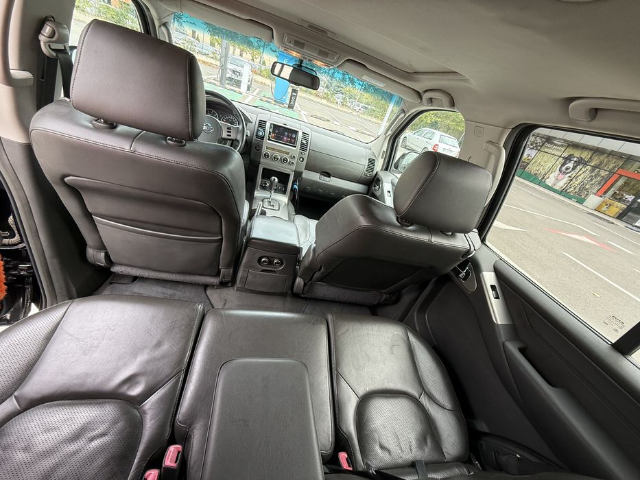Nissan Pathfinder 2.5 Automat 4x4 7 locuri intretinuta