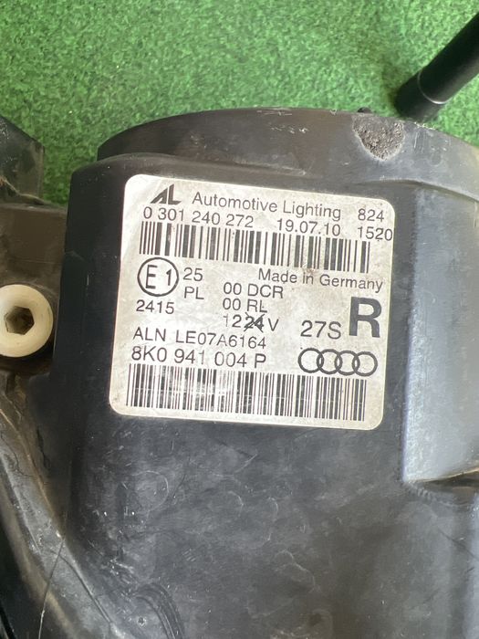Vand faruri dreapta Audi A4 B8 led original si aftermarket